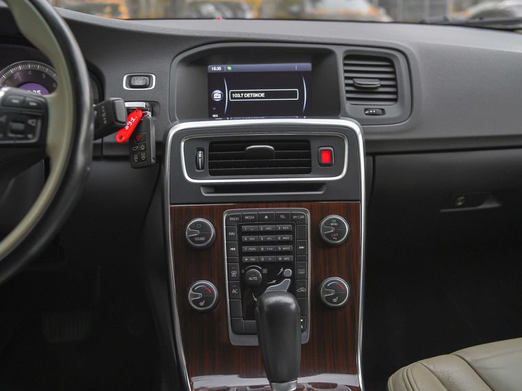 Volvo S60 2012 года, 214 179 км - вид 8