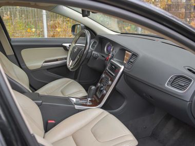 Volvo S60 2012 года, 214 179 км - вид 14