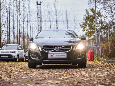 Volvo S60 2012 года, 214 179 км - вид 3