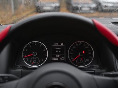Volkswagen Tiguan 2011 года, 198 242 км - вид 5