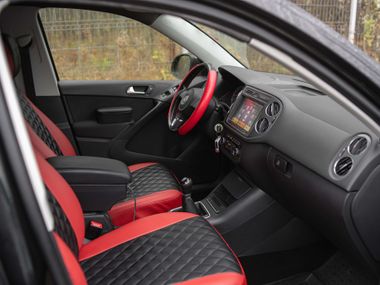 Volkswagen Tiguan 2011 года, 198 242 км - вид 13