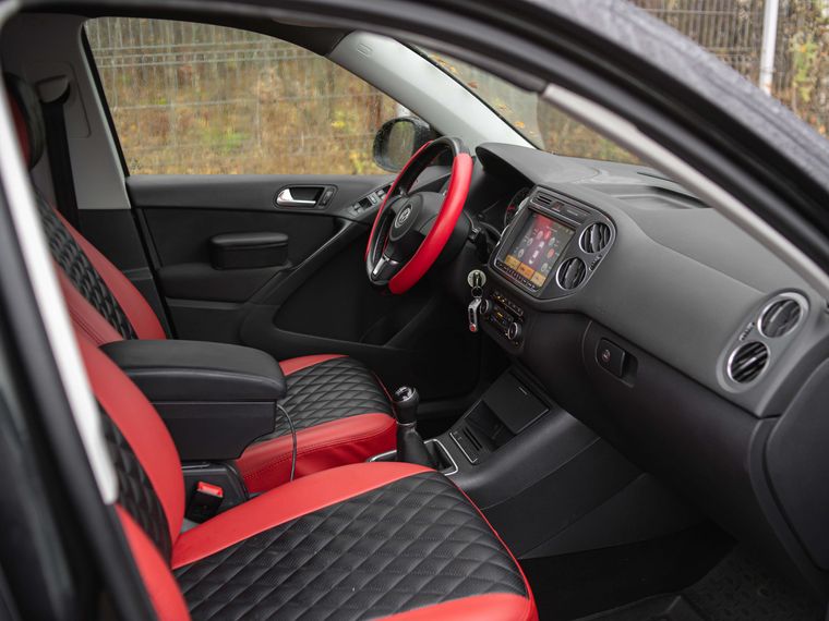 Volkswagen Tiguan 2011 года, 198 242 км - вид 13