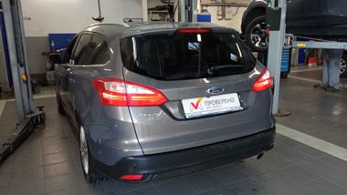 Ford Focus 2012 года, 127 859 км - вид 4