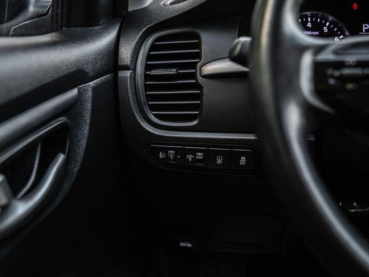 KIA Rio X-Line 2020 года, 73 139 км - вид 11