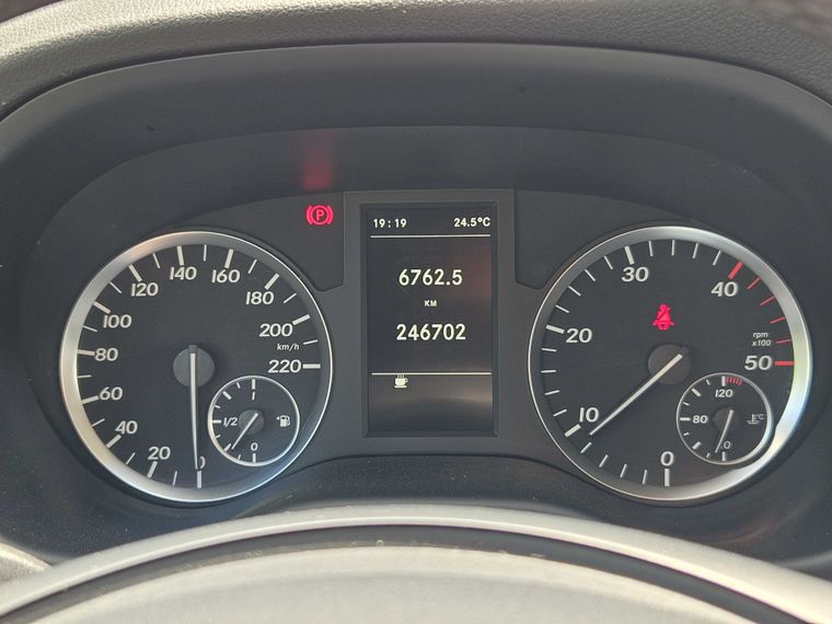 Mercedes-Benz Vito 2015 года, 245 000 км - вид 8