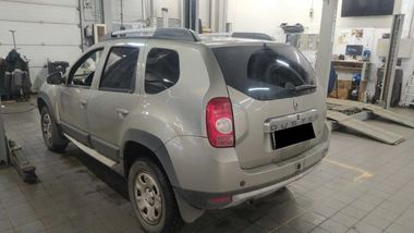 Renault Duster 2014 года, 158 530 км - вид 4