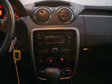 Renault Duster 2014 года, 158 530 км - вид 7