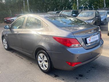 Hyundai Solaris 2015 года, 105 980 км - вид 7