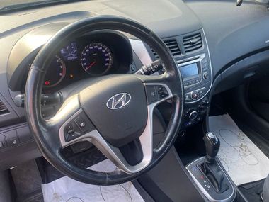 Hyundai Solaris 2015 года, 105 980 км - вид 11