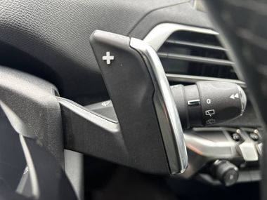 Peugeot 3008 2018 года, 231 038 км - вид 9
