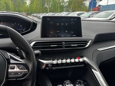 Peugeot 3008 2018 года, 231 038 км - вид 10