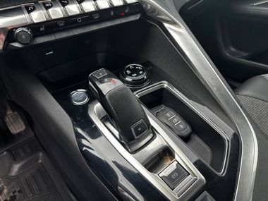 Peugeot 3008 2018 года, 231 038 км - вид 11