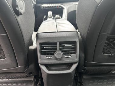 Peugeot 3008 2018 года, 231 038 км - вид 15