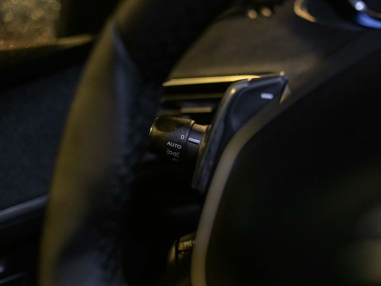 Peugeot 3008 2018 года, 231 038 км - вид 6