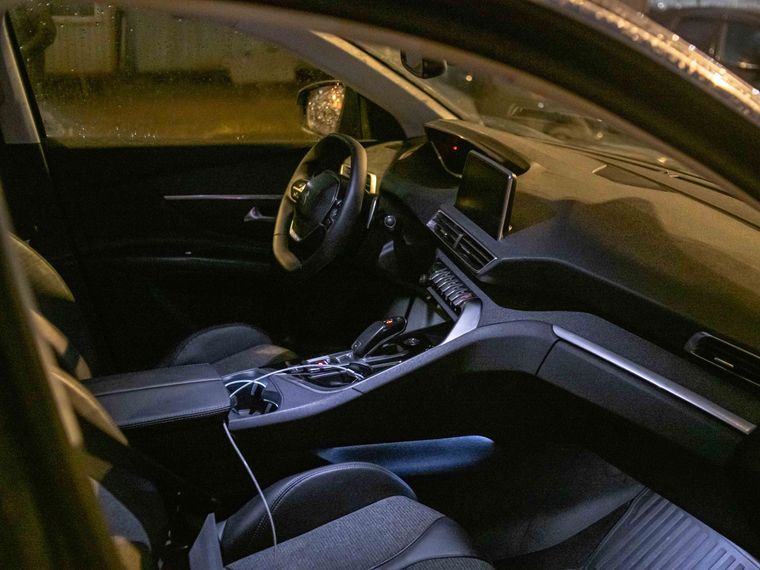 Peugeot 3008 2018 года, 231 038 км - вид 13