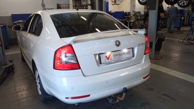 Skoda Octavia 2013 года, 140 000 км - вид 4