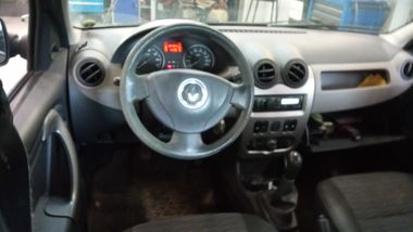 Renault Logan 2010 года, 104 937 км - вид 5
