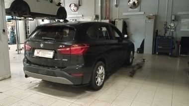 BMW X1 2017 года, 129 989 км - вид 3