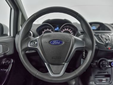 Ford Fiesta 2015 года, 102 222 км - вид 8