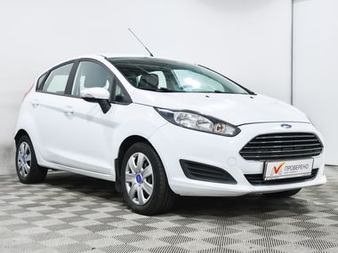 Ford Fiesta 2015 года, 102 222 км - вид 3