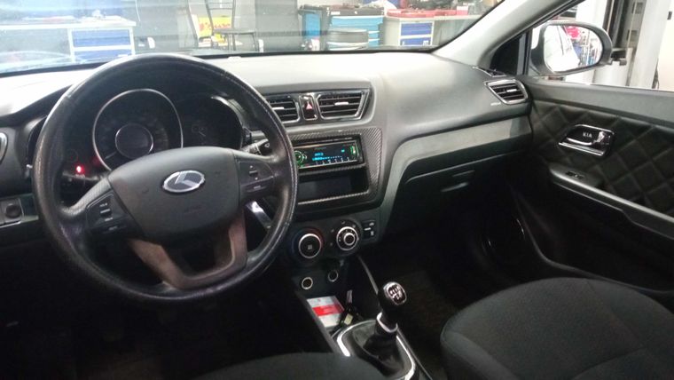 KIA Rio 2013 года, 138 527 км - вид 5