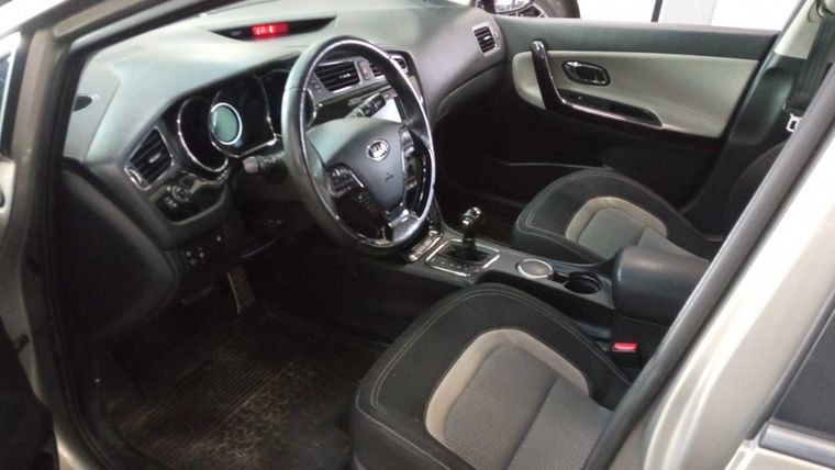 Kia Ceed 2013 года, 116 925 км - вид 5