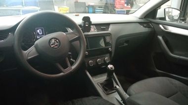 Skoda Octavia 2020 года, 57 379 км - вид 5