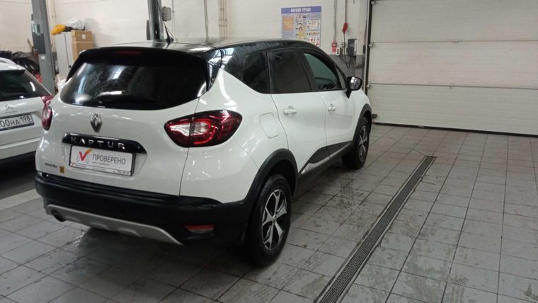 Renault Kaptur 2017 года, 90 909 км - вид 3