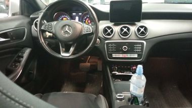 Mercedes-Benz GLA-класс 2018 года, 86 001 км - вид 5