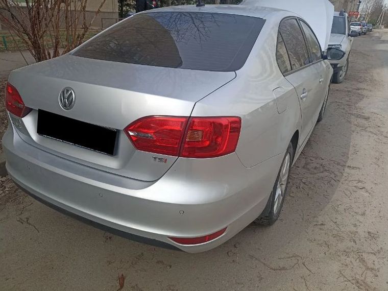 Volkswagen Jetta 2013 года, 158 000 км - вид 3