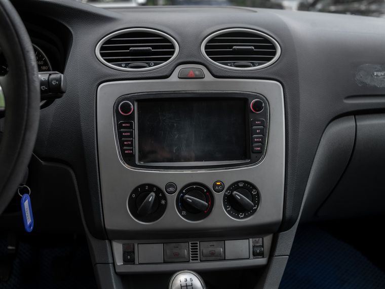 Ford Focus 2010 года, 271 478 км - вид 7
