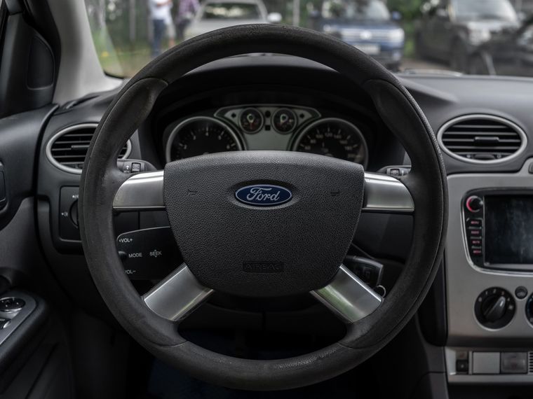 Ford Focus 2010 года, 271 478 км - вид 6