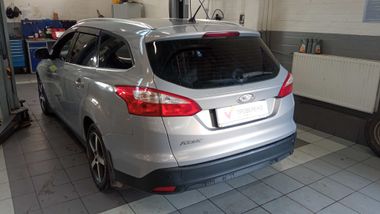 Ford Focus 2012 года, 252 000 км - вид 4