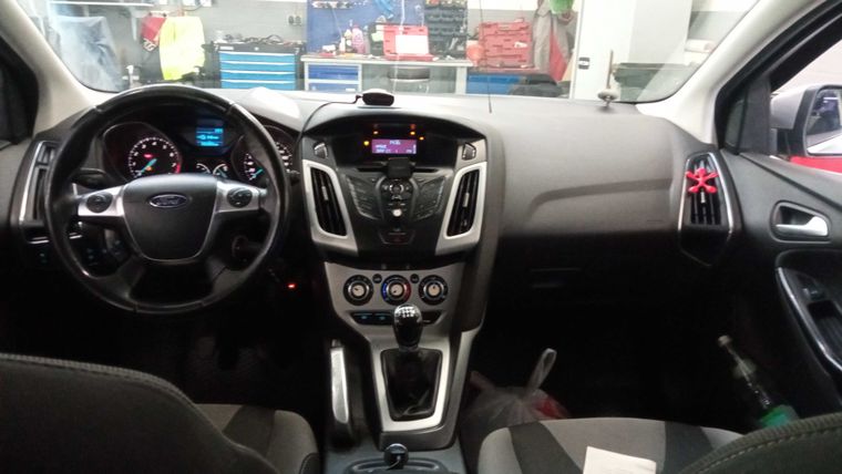 Ford Focus 2012 года, 252 000 км - вид 5