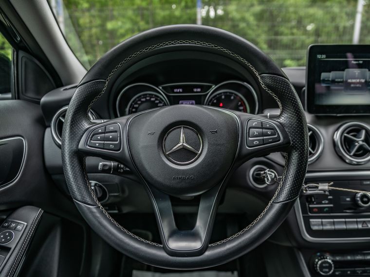 Mercedes-Benz GLA-класс 2017 года, 48 697 км - вид 7
