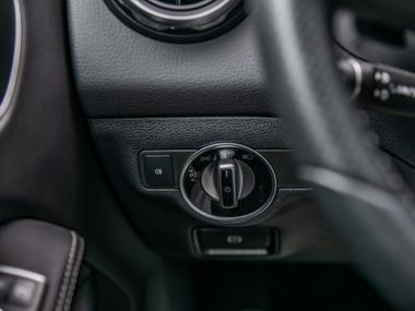 Mercedes-Benz GLA-класс 2017 года, 48 697 км - вид 14