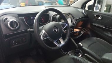 Renault Kaptur 2021 года, 43 409 км - вид 5