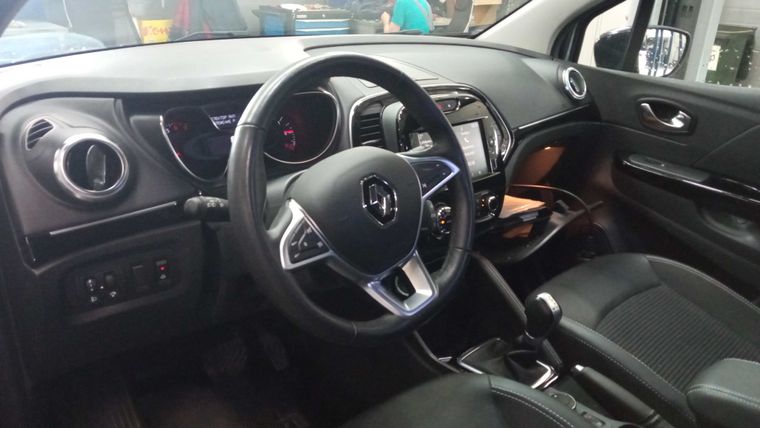 Renault Kaptur 2021 года, 43 409 км - вид 5
