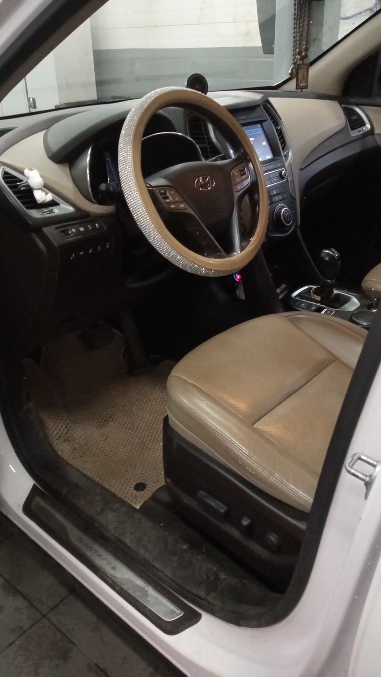 Hyundai Santa Fe 2017 года, 185 542 км - вид 4