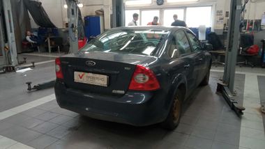 Ford Focus 2011 года, 267 000 км - вид 3