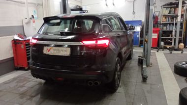 Geely Coolray 2021 года, 115 000 км - вид 3