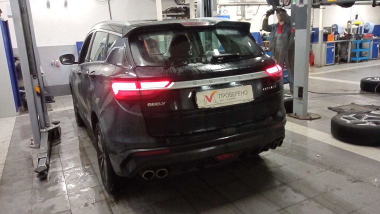 Geely Coolray 2021 года, 115 000 км - вид 4