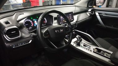 Geely Coolray 2021 года, 115 000 км - вид 5
