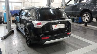 Mitsubishi Outlander 2014 года, 219 967 км - вид 4