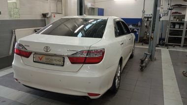 Toyota Camry 2014 года, 247 225 км - вид 3