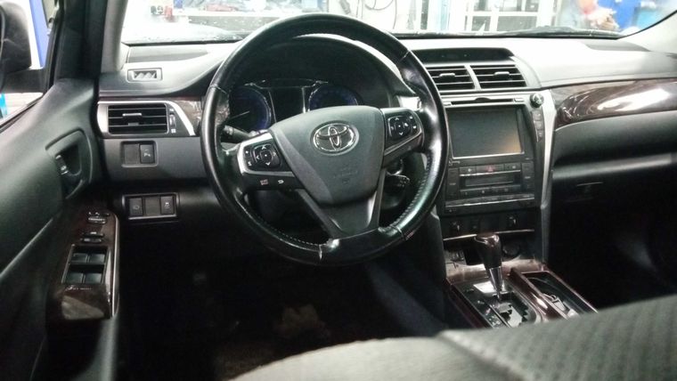 Toyota Camry 2014 года, 247 225 км - вид 5