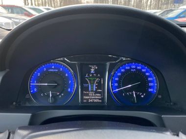 Toyota Camry 2014 года, 247 225 км - вид 8