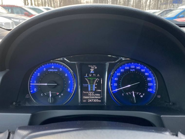 Toyota Camry 2014 года, 247 225 км - вид 8