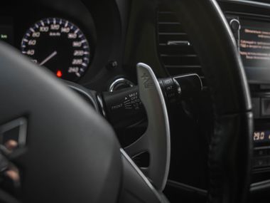 Mitsubishi Outlander 2015 года, 298 000 км - вид 8