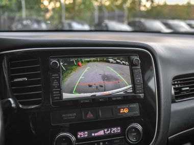 Mitsubishi Outlander 2015 года, 298 000 км - вид 10